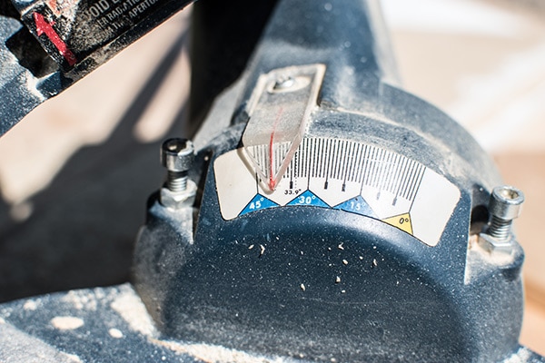 mitre saw set with angle setting