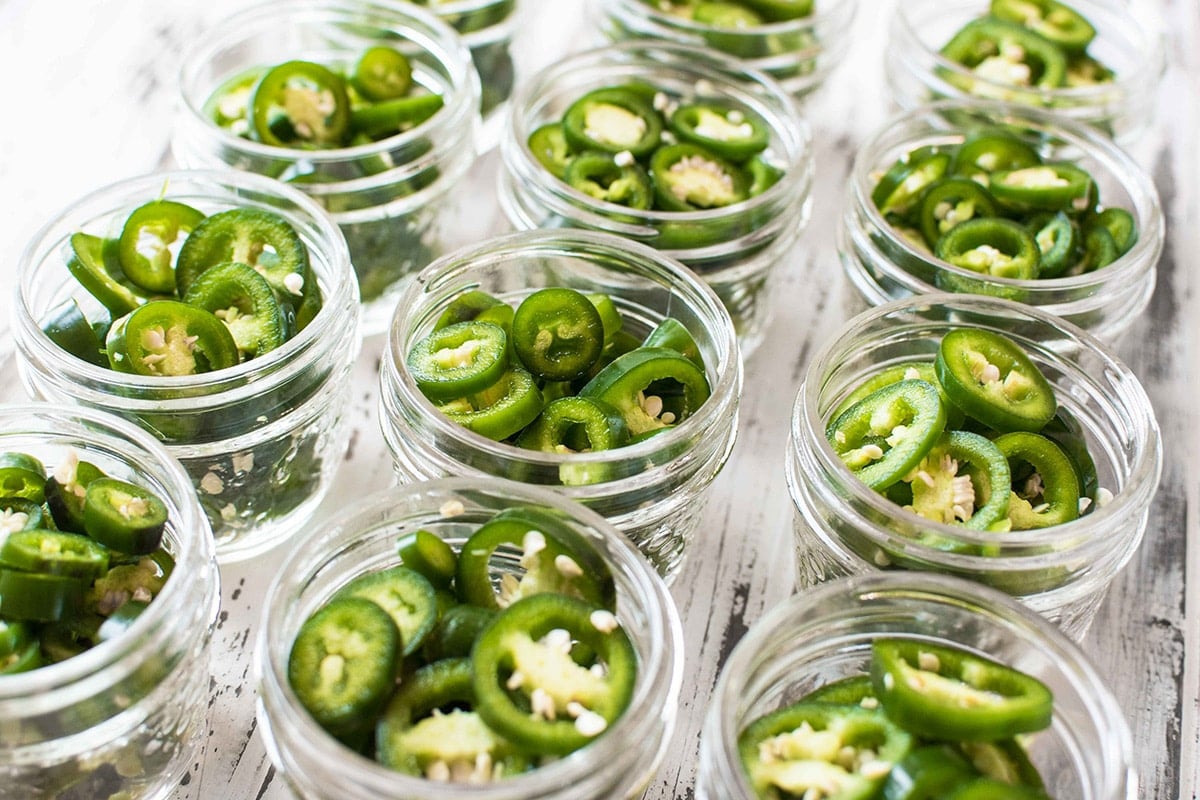 How To Pickle Jalapenos Easy and Delicious!