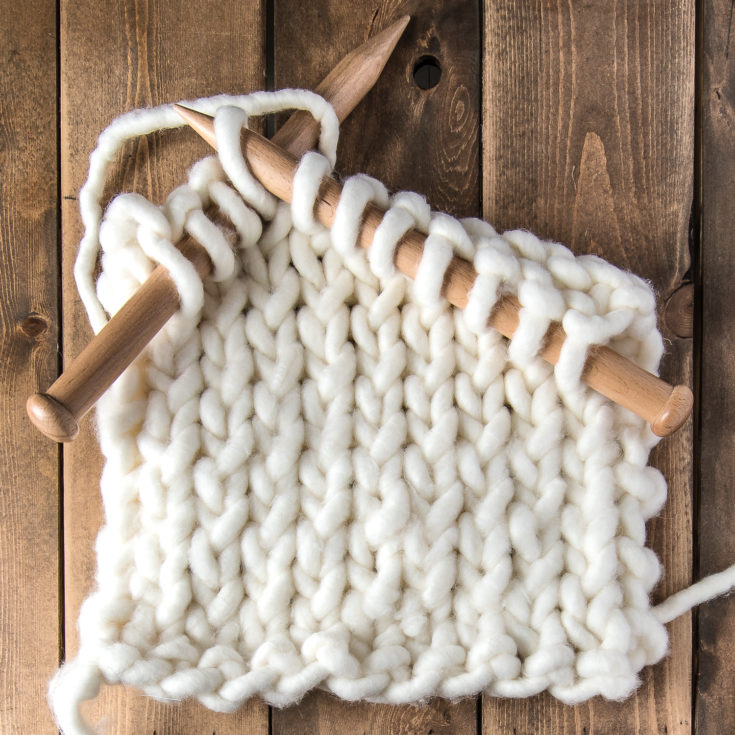 How to Make a Chunky Knit Pillow Cover in Under an Hour