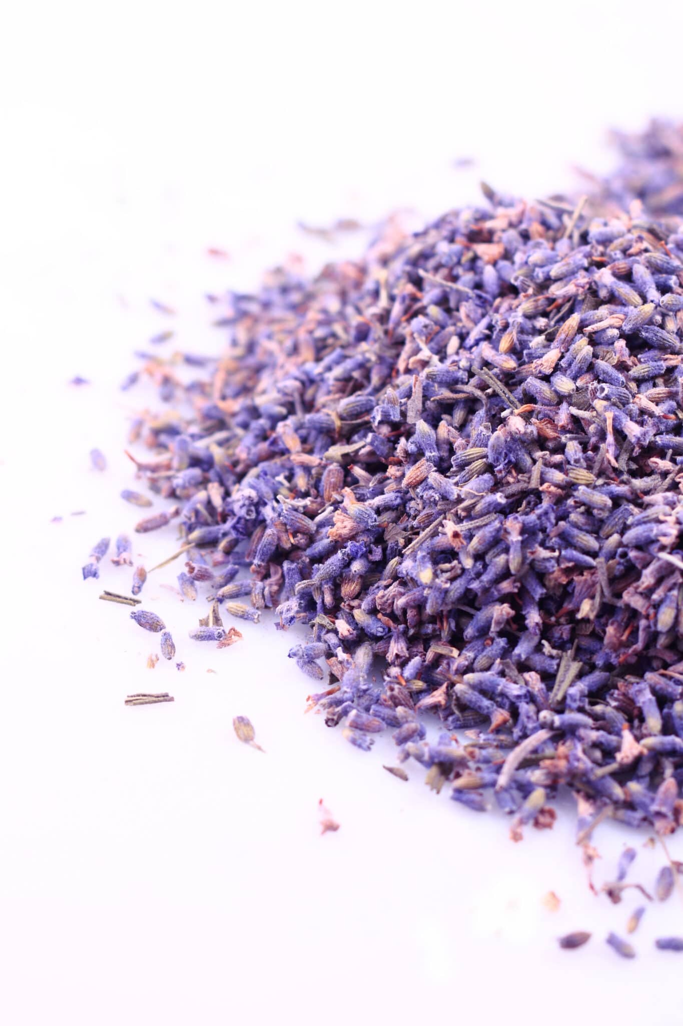 How To Dry Lavender (Preserving Methods And Tips)