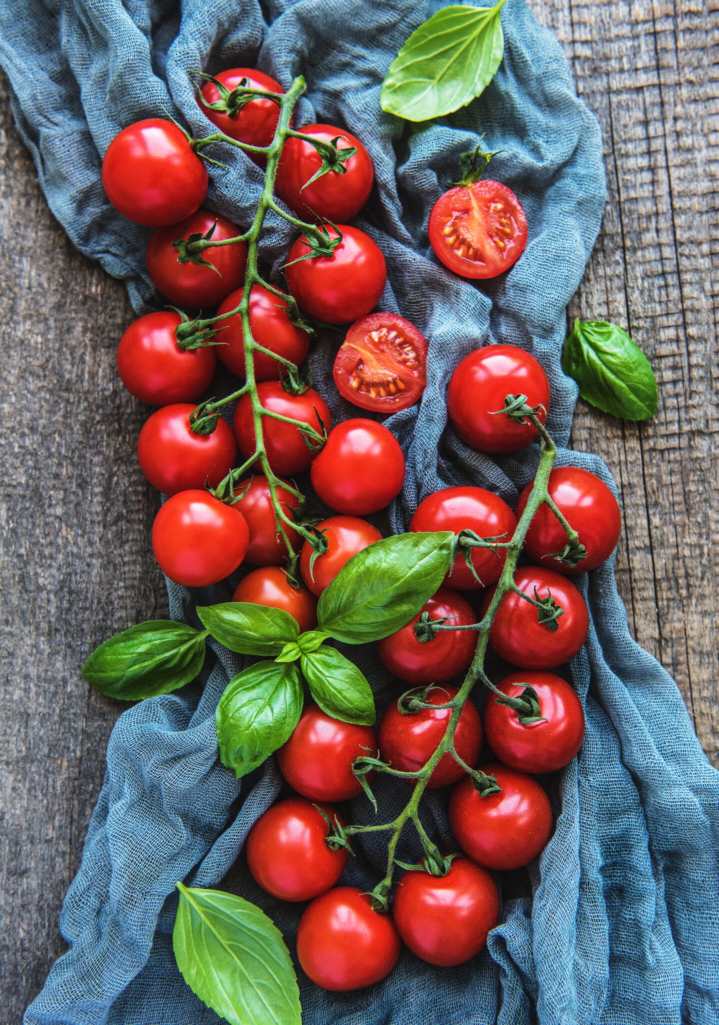 Growing Cherry Tomatoes in Pots:  Container Gardening For Beginners